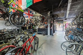 Local comercial en venta en Zona Puerto Deportivo en Fuengirola