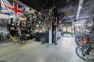 Local comercial en venta en Zona Puerto Deportivo en Fuengirola