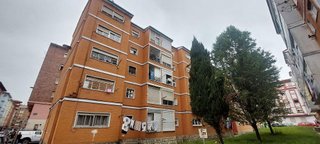 Piso en venta en Inmobiliaria - Barreda en Torrelavega