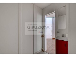 Local comercial en venta en Gros en San Sebastián-Donostia