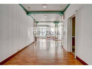 Local comercial en venta en Gros en San Sebastián-Donostia