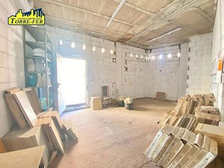 Local comercial en venta en Plaza de Toros - Santa Rita en Almería