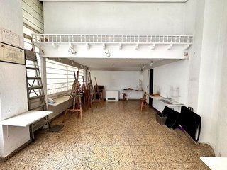Local comercial en venta en Azpilagaña en Pamplona