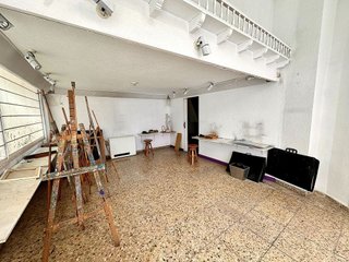 Local comercial en venta en Azpilagaña en Pamplona