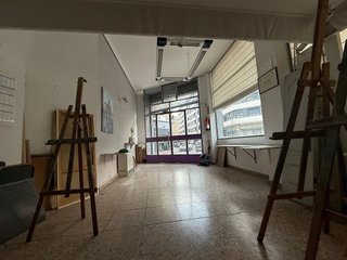 Local comercial en venta en Azpilagaña en Pamplona
