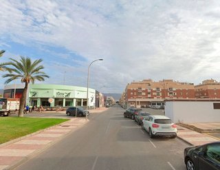 Piso en venta en Las Salinas en Roquetas de Mar