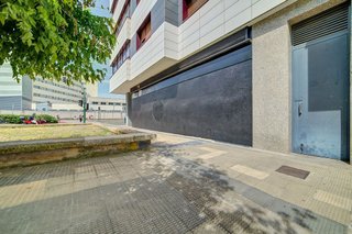 Local comercial en venta en Ermitagaña - Mendebaldea en Pamplona