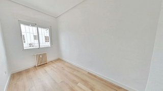 Piso en venta en Cuatro Caminos en Madrid