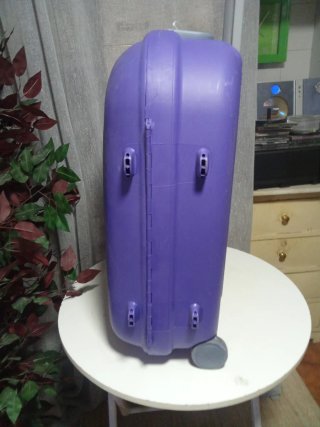 Maleta Rígida Morada 68x42x25