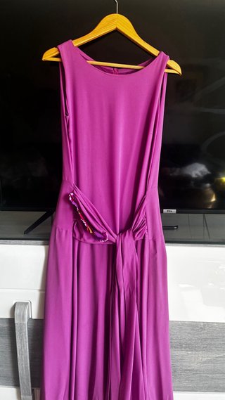 Vestido largo rosa con cinturón