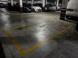 Garaje en venta en Residencial Jardín Botánico en Málaga