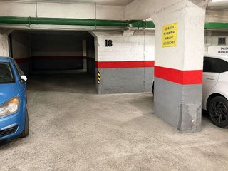 Garaje en venta en Mercado en Alicante