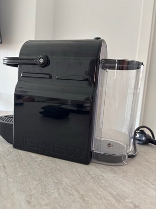 Cafetera Nespresso Krups como NUEVA