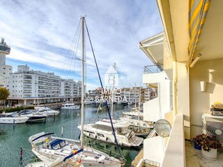 Piso en venta en Empuriabrava en Castelló d´Empúries