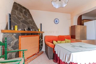 Casa adosada en venta en Illora