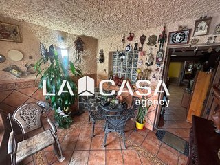 Chalet en venta en La Granja-La Colina-Los Pastores en Algeciras
