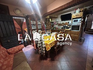 Chalet en venta en La Granja-La Colina-Los Pastores en Algeciras