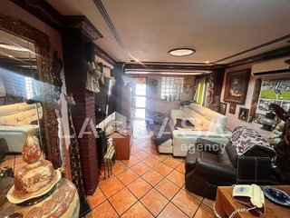 Chalet en venta en La Granja-La Colina-Los Pastores en Algeciras