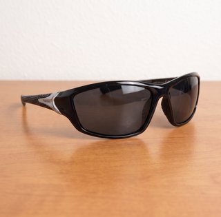 Gafas de sol polarizadas UV400 negras y plateadas