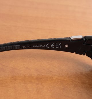 Gafas de sol polarizadas UV400 negras y plateadas