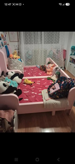 Cama extensible IKEA BUSUNGE rosa