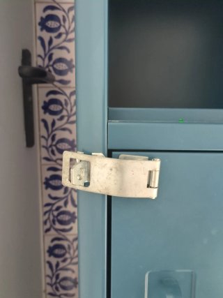 Armario taquilla Ikea azul metálico