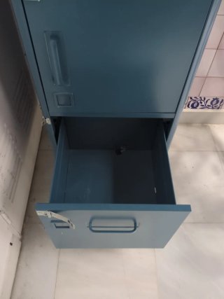 Armario taquilla Ikea azul metálico