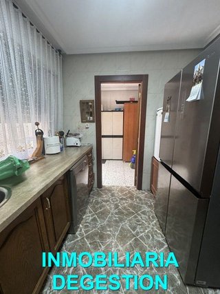 Casa adosada en venta en Zona Hospital en Linares