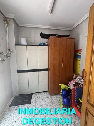 Casa adosada en venta en Zona Hospital en Linares