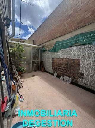 Casa adosada en venta en Zona Hospital en Linares
