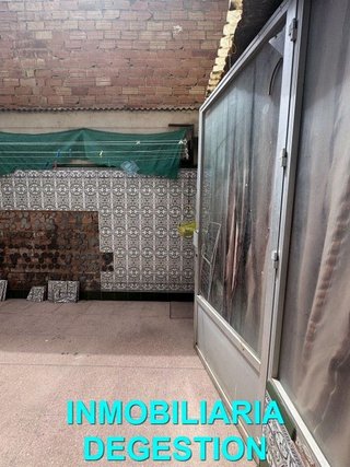 Casa adosada en venta en Zona Hospital en Linares