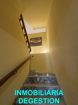 Casa adosada en venta en Zona Hospital en Linares