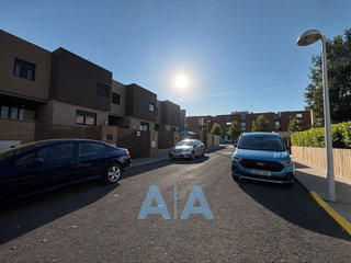 Casa adosada en venta en Larache en Ciudad Real