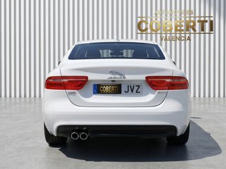 JAGUAR XE 2.0 Diesel RWD 132kW Pure 180CV