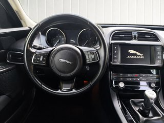 JAGUAR XE 2.0 Diesel RWD 132kW Pure 180CV