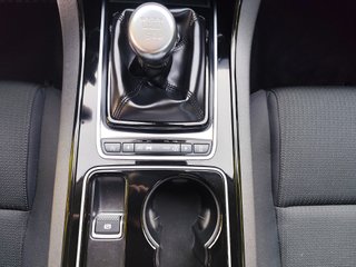 JAGUAR XE 2.0 Diesel RWD 132kW Pure 180CV
