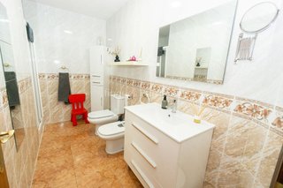 Casa adosada en venta en Zona Llombai en Burriana