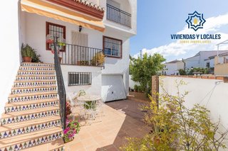 Casa pareada en venta en Residencial Triana - Barrio Alto en Gabias (Las)