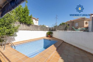 Casa pareada en venta en Residencial Triana - Barrio Alto en Gabias (Las)