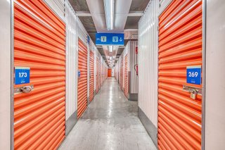 Trastero en alquiler en Adelfas en Madrid