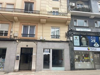 Local comercial en alquiler en Centro en Torrelavega