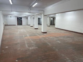 Local comercial en alquiler en Centro en Torrelavega