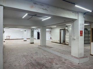 Local comercial en alquiler en Centro en Torrelavega