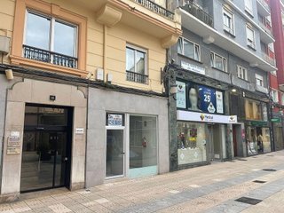 Local comercial en alquiler en Centro en Torrelavega