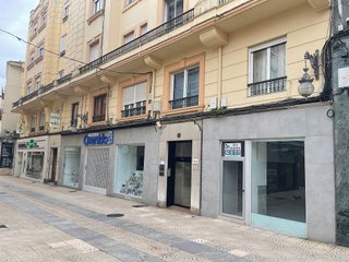 Local comercial en alquiler en Centro en Torrelavega