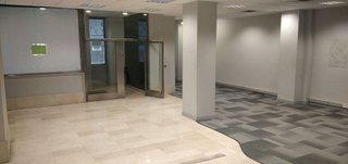 Local comercial en alquiler en Errekaldeberri - Larraskitu en Bilbao