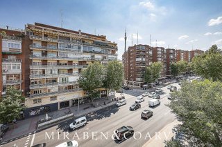 Piso en alquiler en Niño Jesús en Madrid