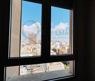 Piso en alquiler en Ensanche - Diputación en Alicante