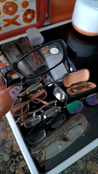 Lote de gafas de lectura variadas