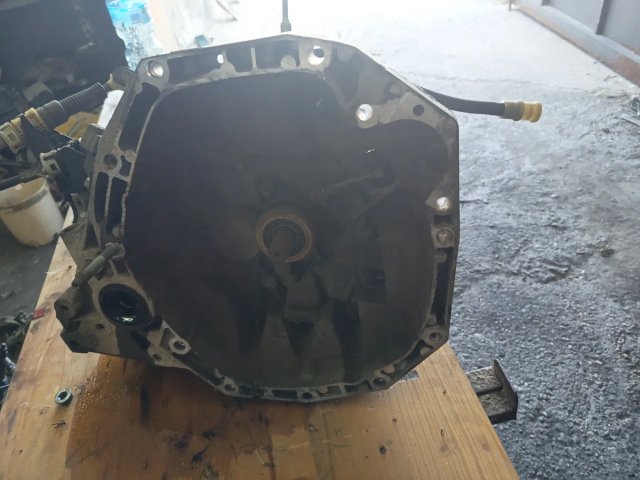 Caja de cambios Renault Clio 3 JH3175